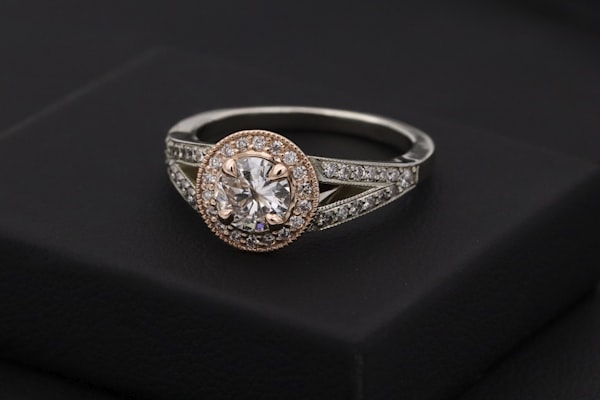 Oval Halo Diamond Ring